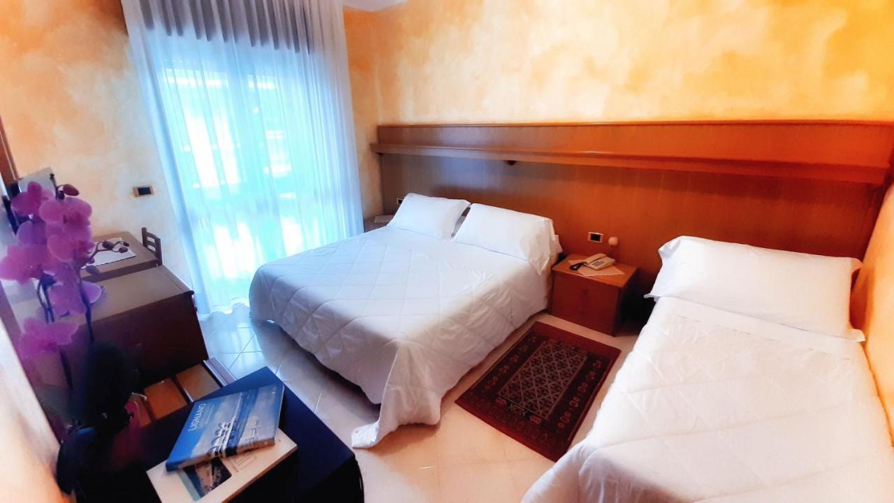 Hotel & Wellness Fra I Pini Λινιάνο Σαμπιαντόρο Εξωτερικό φωτογραφία
