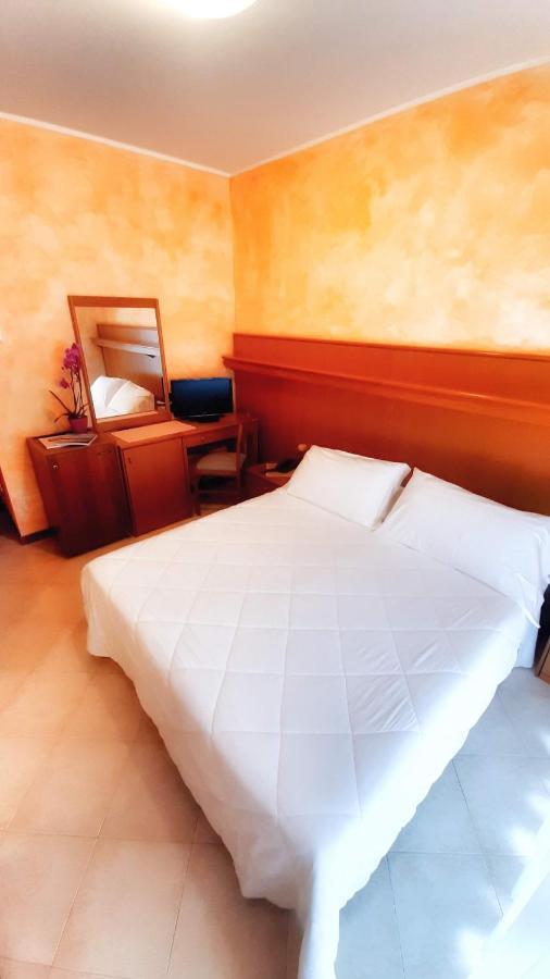 Hotel & Wellness Fra I Pini Λινιάνο Σαμπιαντόρο Εξωτερικό φωτογραφία