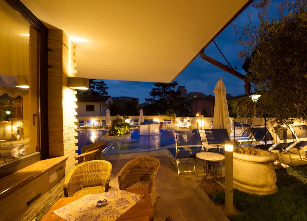 Hotel & Wellness Fra I Pini Λινιάνο Σαμπιαντόρο Εξωτερικό φωτογραφία