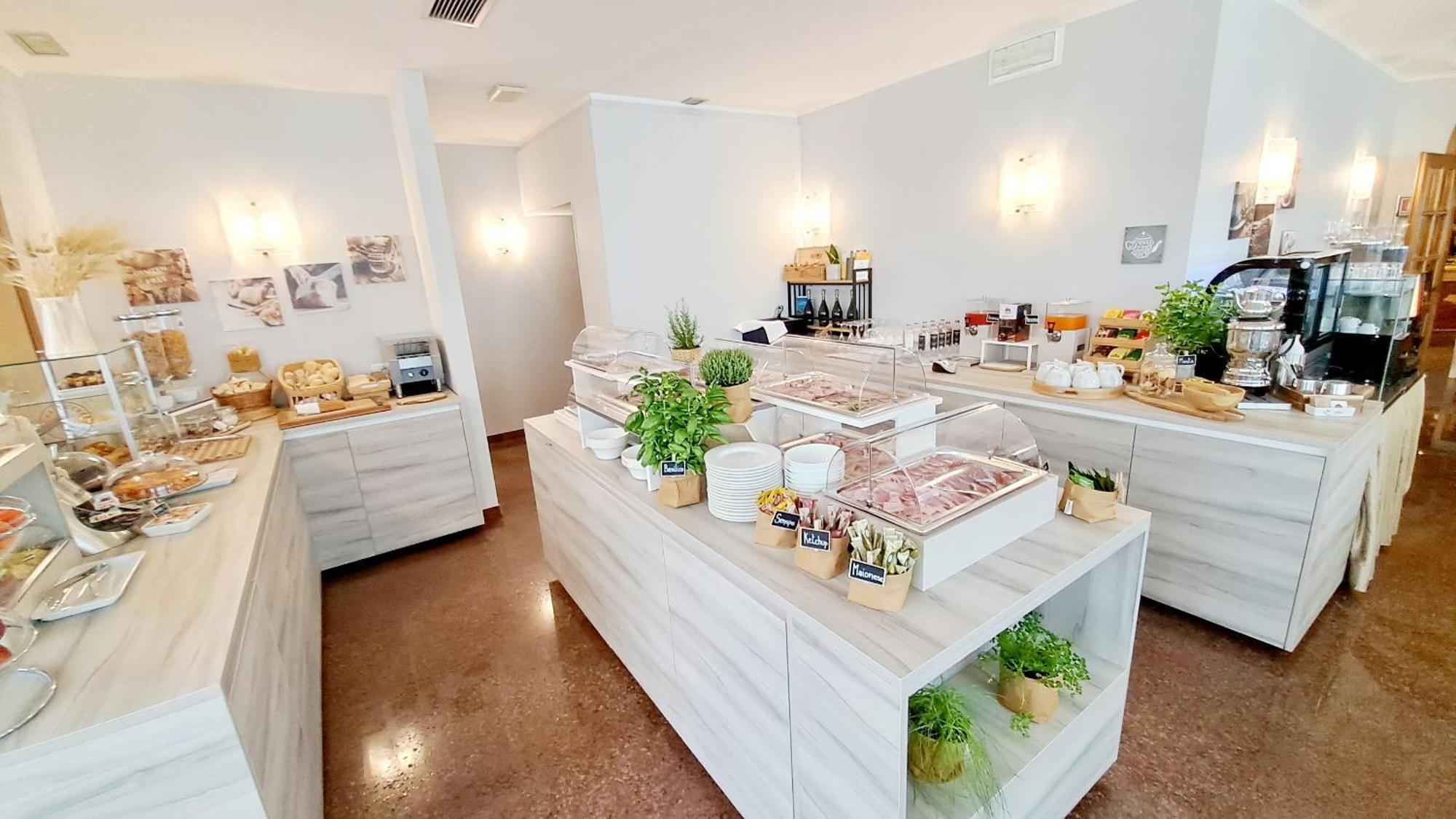 Hotel & Wellness Fra I Pini Λινιάνο Σαμπιαντόρο Εξωτερικό φωτογραφία