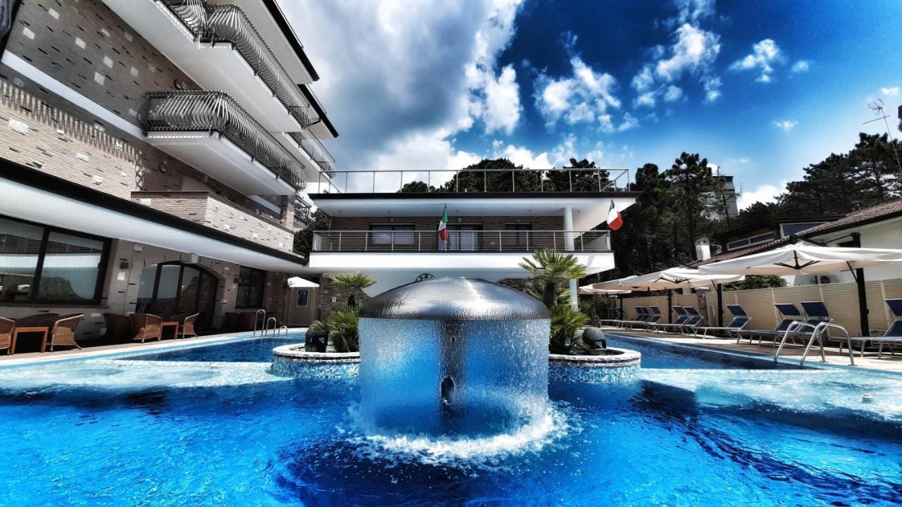 Hotel & Wellness Fra I Pini Λινιάνο Σαμπιαντόρο Εξωτερικό φωτογραφία